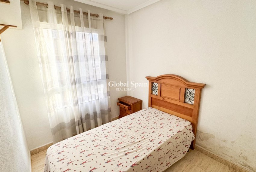 Resale - APARTMENT -
TORREVIEJA - Parque de las Naciones