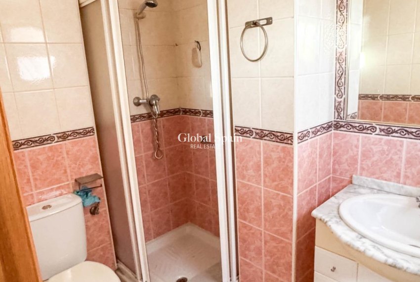 Resale - APARTMENT -
TORREVIEJA - Parque de las Naciones