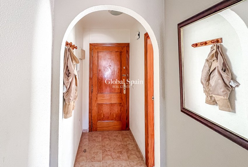 Resale - APARTMENT -
TORREVIEJA - Parque de las Naciones