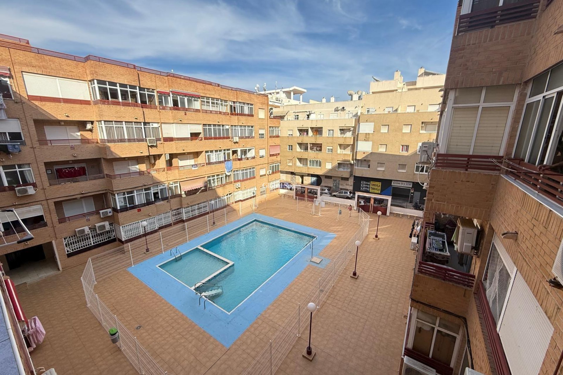 Resale - APARTMENT -
TORREVIEJA - Parque de las Naciones