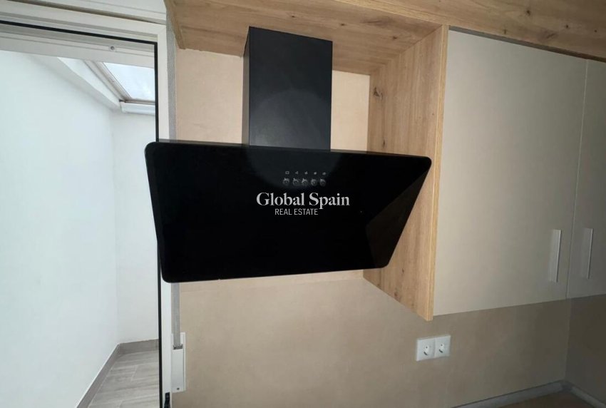 Resale - APARTMENT -
TORREVIEJA - Parque de las Naciones