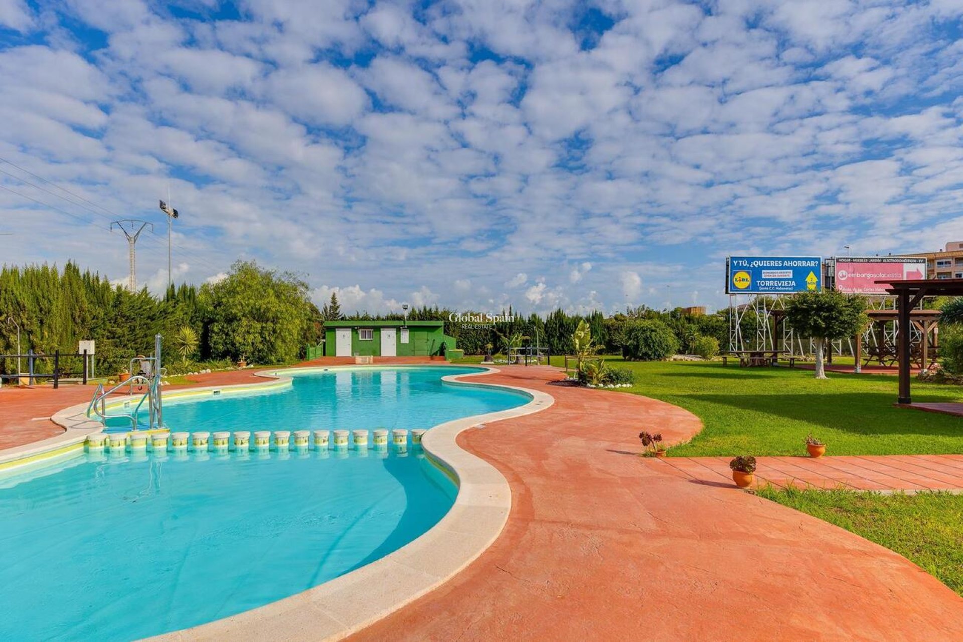 Resale - APARTMENT -
TORREVIEJA - Parque de las Naciones