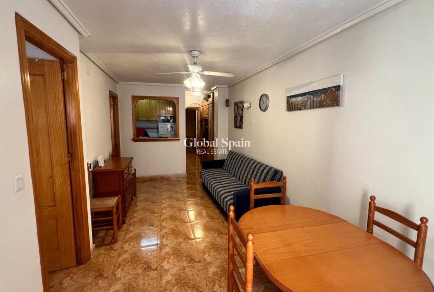 Resale - APARTMENT -
TORREVIEJA - Parque de las Naciones