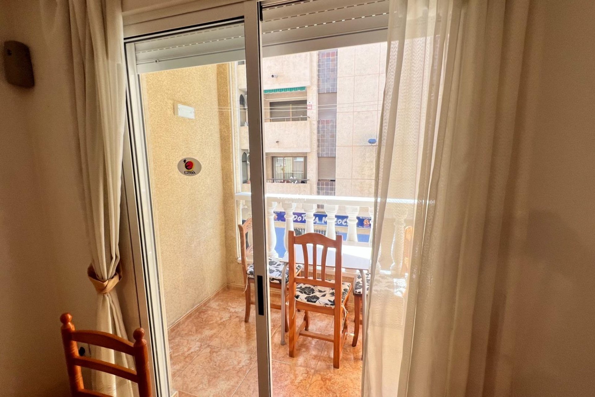 Resale - APARTMENT -
TORREVIEJA - Parque de las Naciones