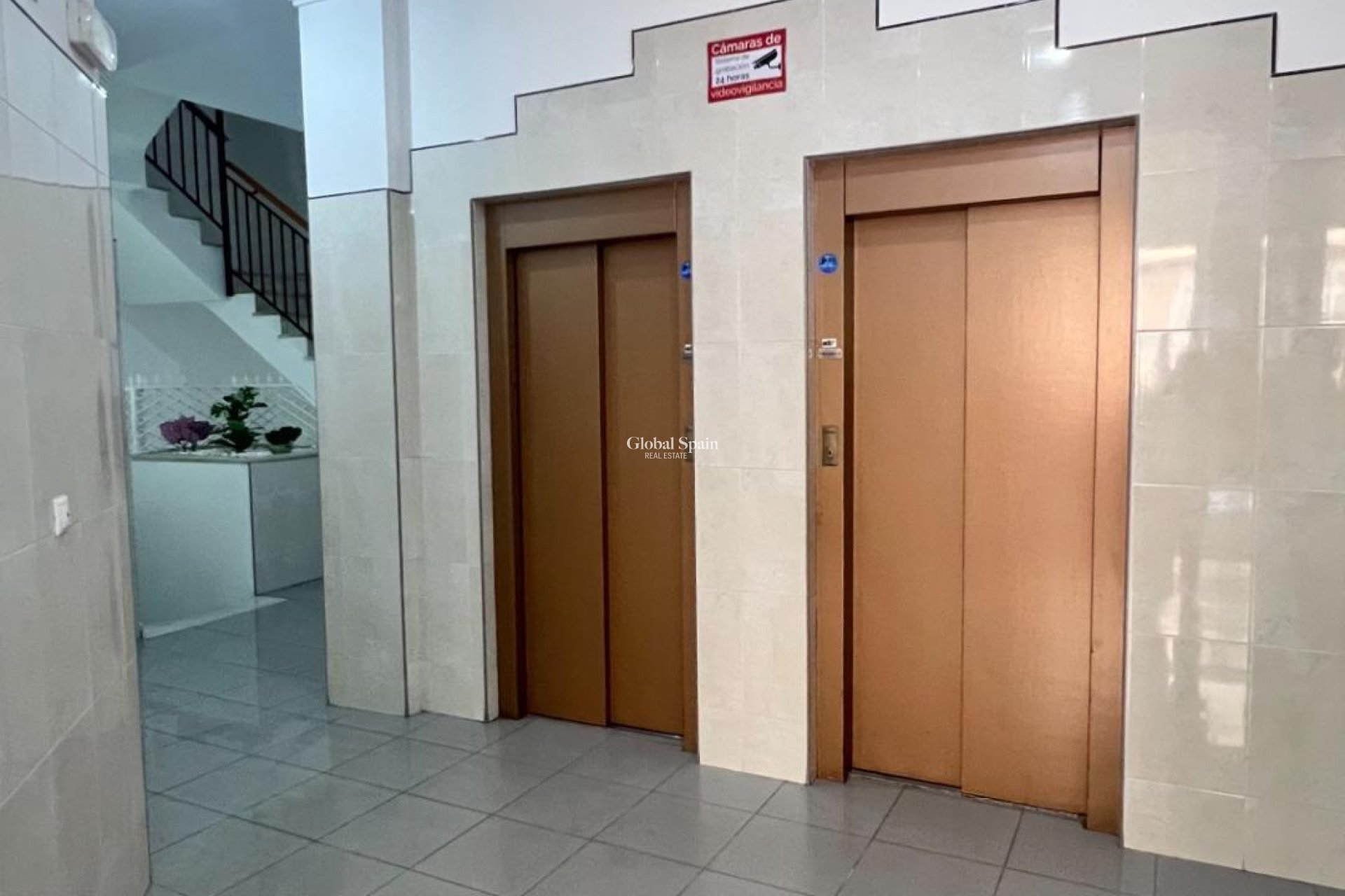 Resale - APARTMENT -
TORREVIEJA - Parque de las Naciones