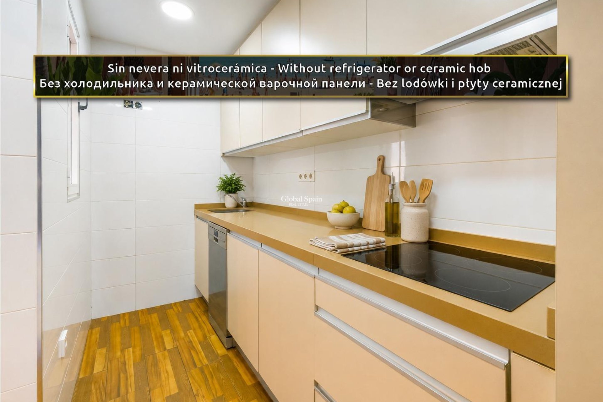 Resale - APARTMENT -
TORREVIEJA - Parque de las Naciones
