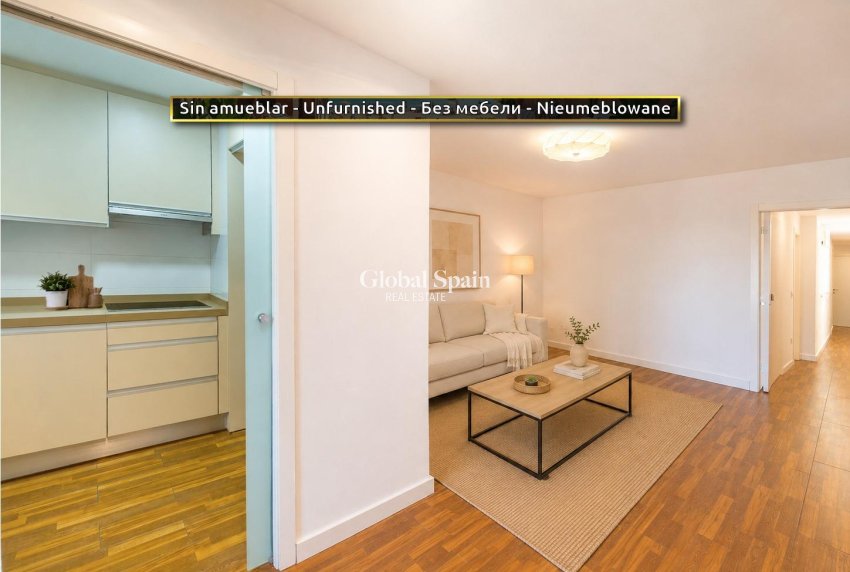 Resale - APARTMENT -
TORREVIEJA - Parque de las Naciones