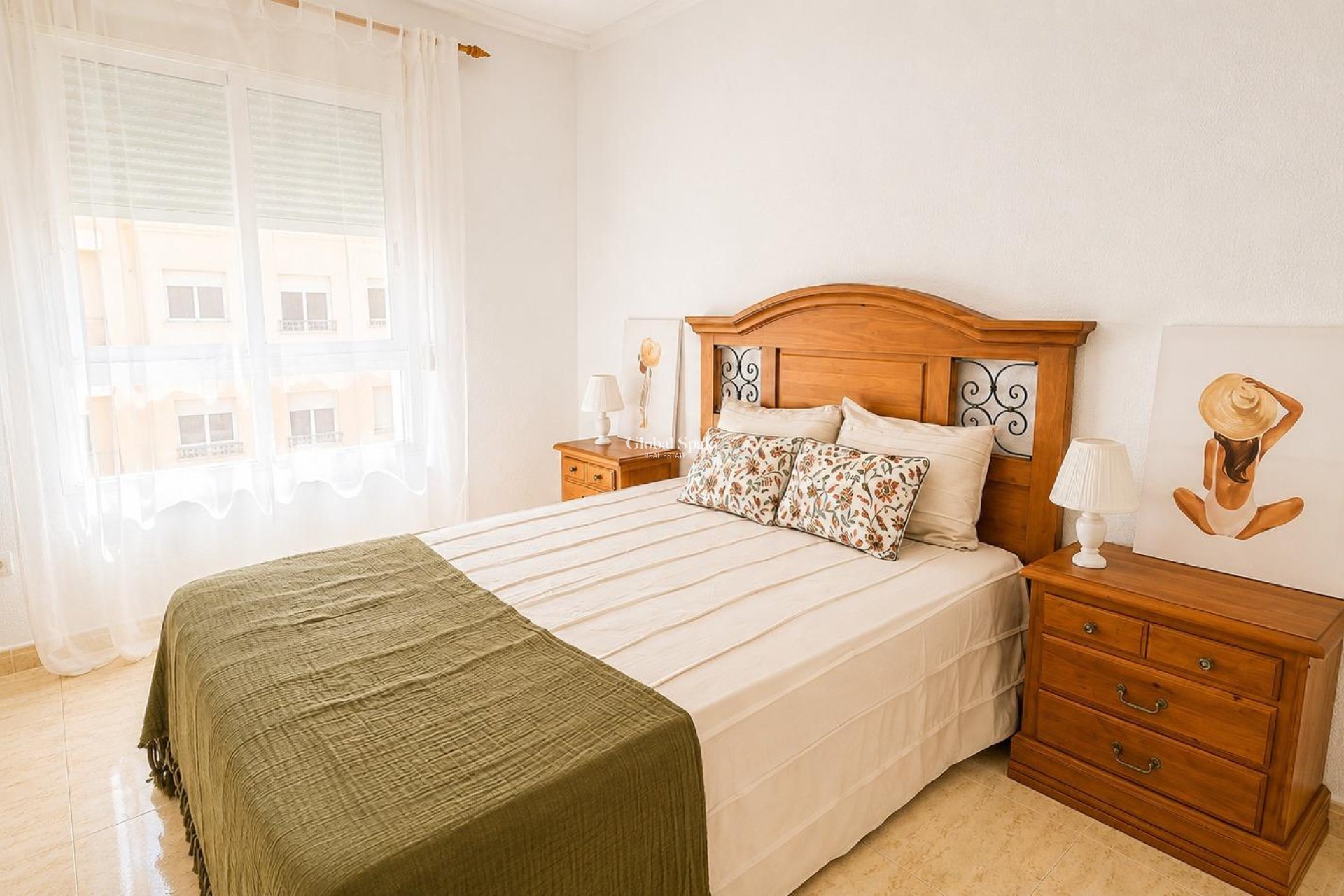 Resale - APARTMENT -
TORREVIEJA - Parque de las Naciones