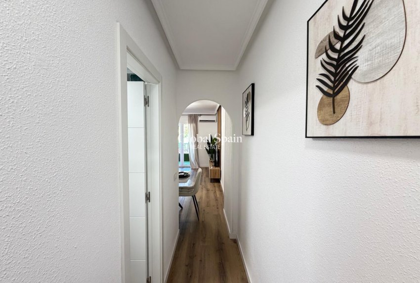Resale - APARTMENT -
TORREVIEJA - Parque de las Naciones