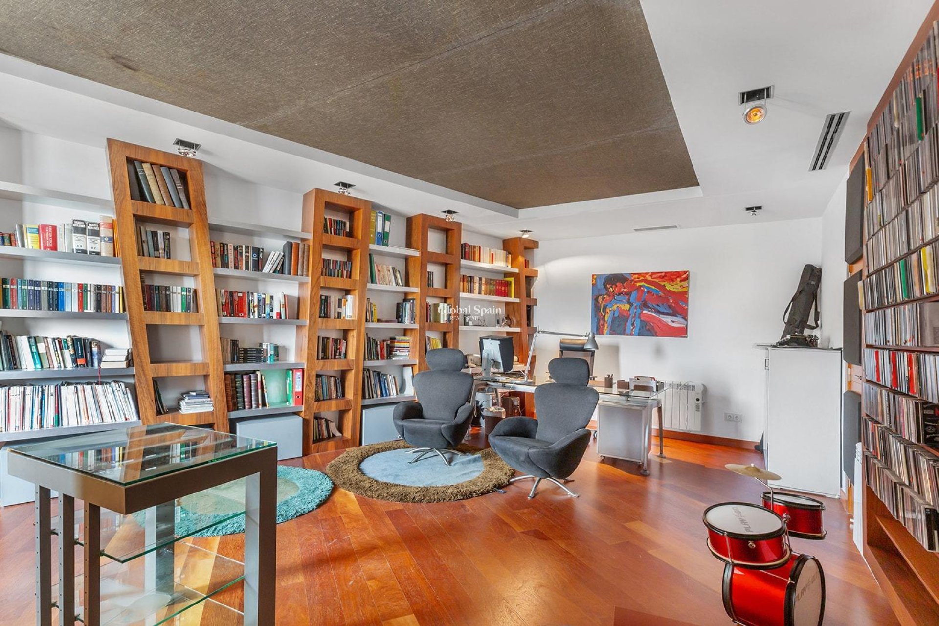 Resale - APARTMENT -
TORREVIEJA - Paseo maritimo