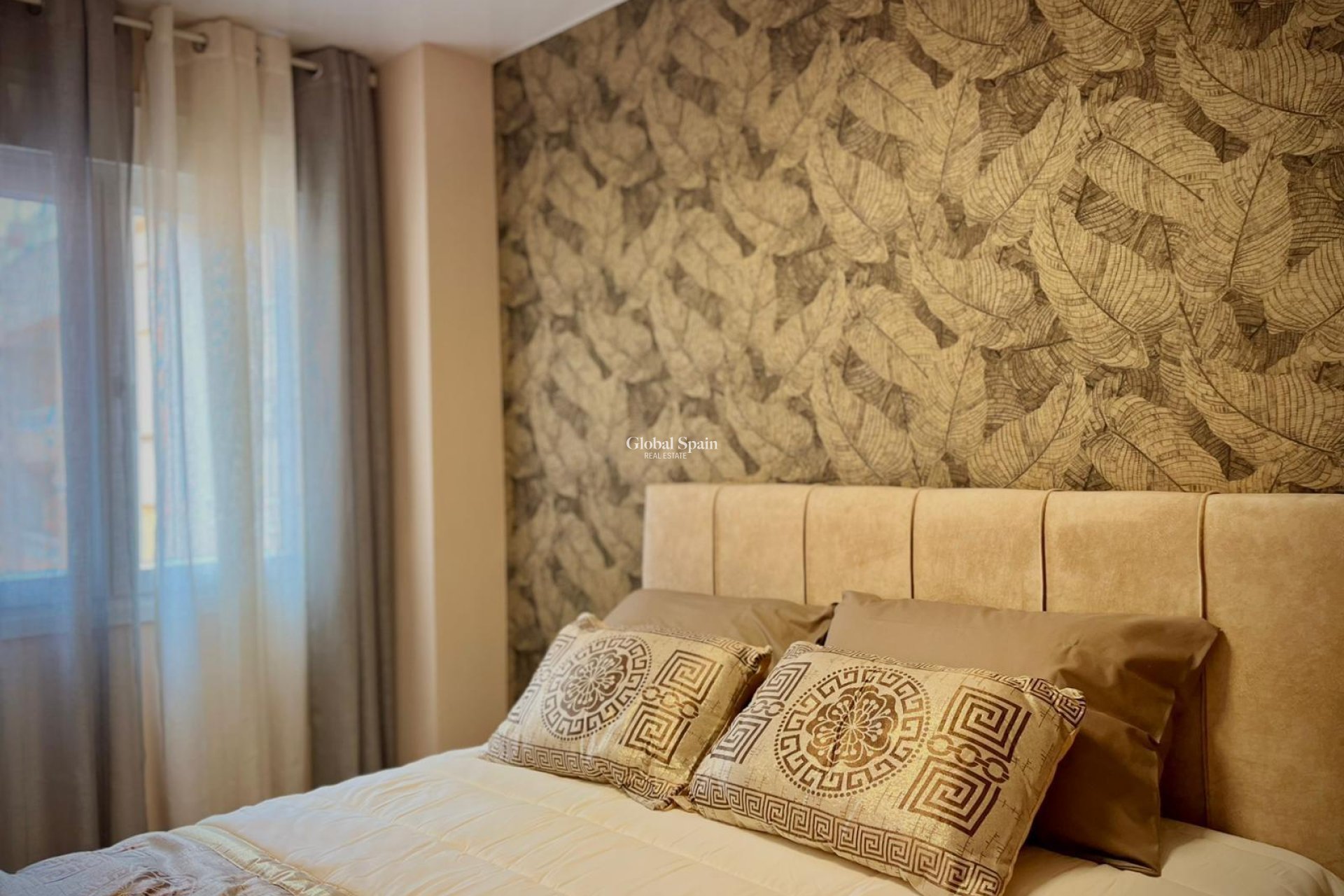 Resale - Apartment -
TORREVIEJA - Playa de los Locos