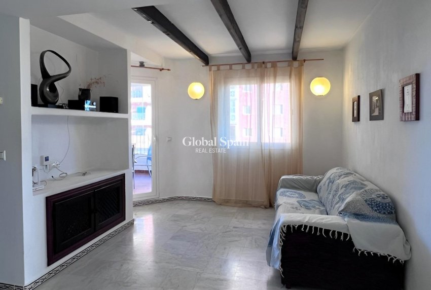 Resale - APARTMENT -
TORREVIEJA - Playa de los Locos