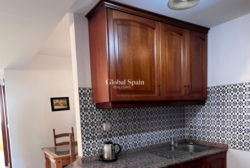 Resale - APARTMENT -
TORREVIEJA - Playa de los Locos