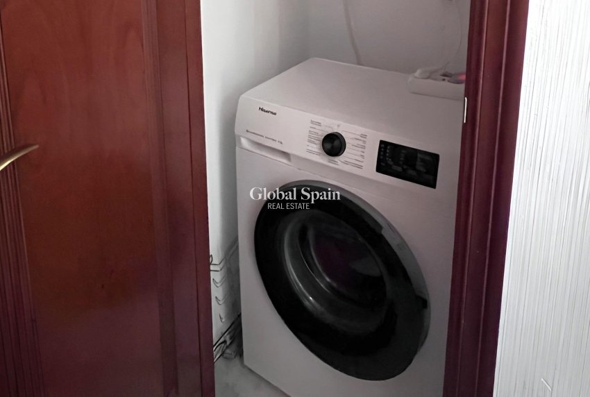 Resale - APARTMENT -
TORREVIEJA - Playa de los Locos