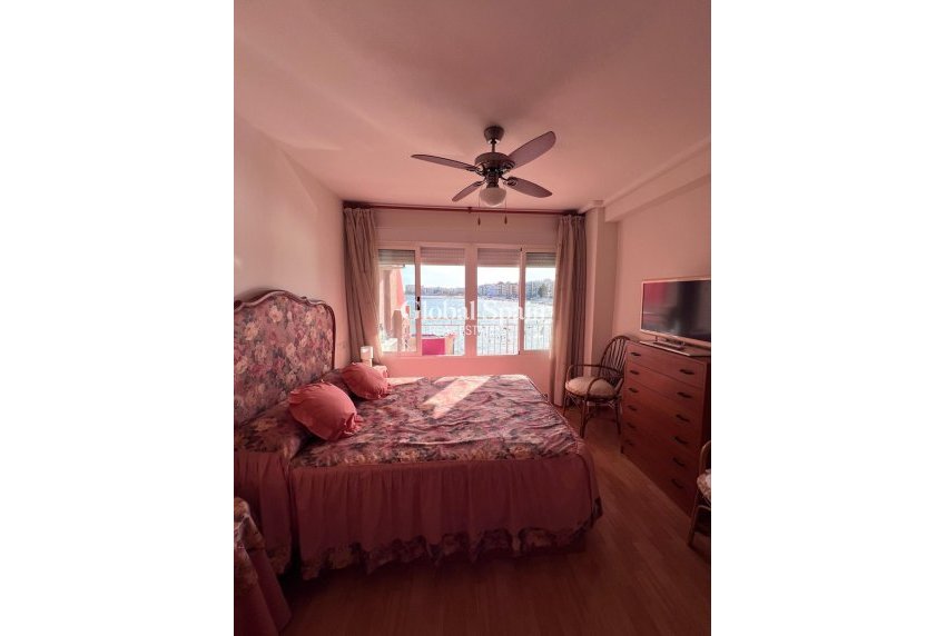 Resale - APARTMENT -
TORREVIEJA - Playa de los Locos