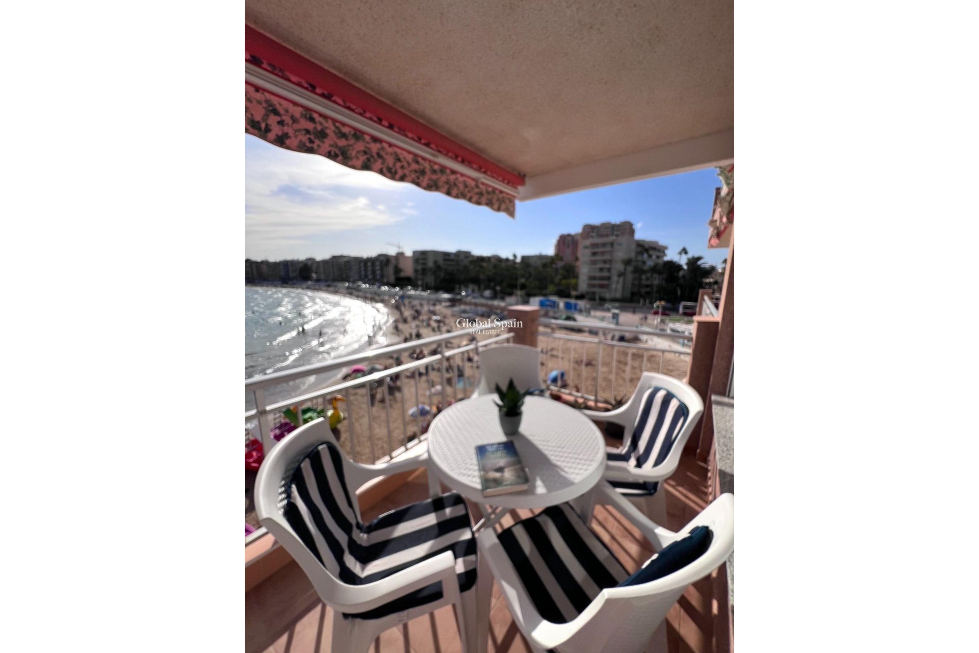 Resale - APARTMENT -
TORREVIEJA - Playa de los Locos