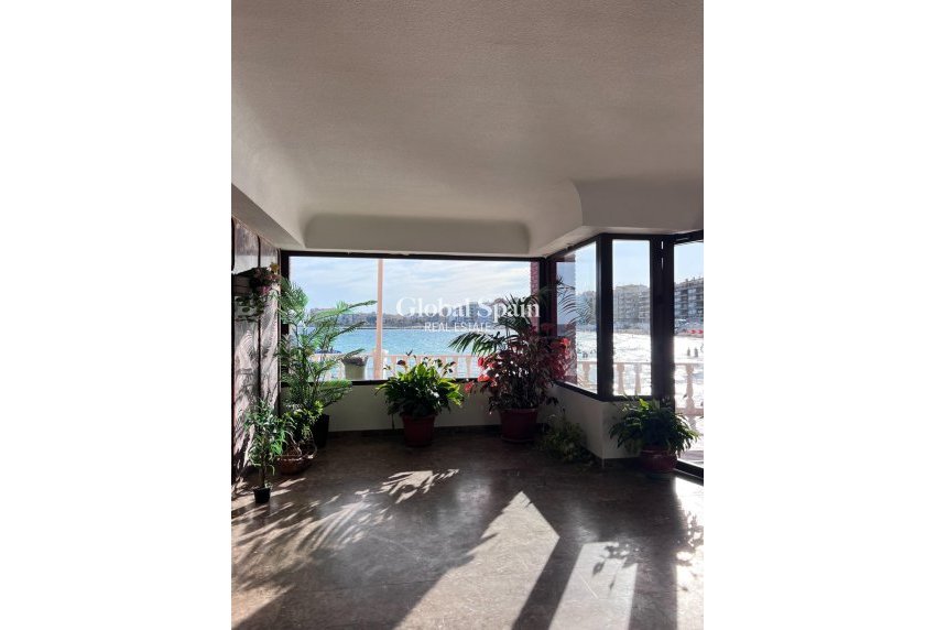 Resale - APARTMENT -
TORREVIEJA - Playa de los Locos