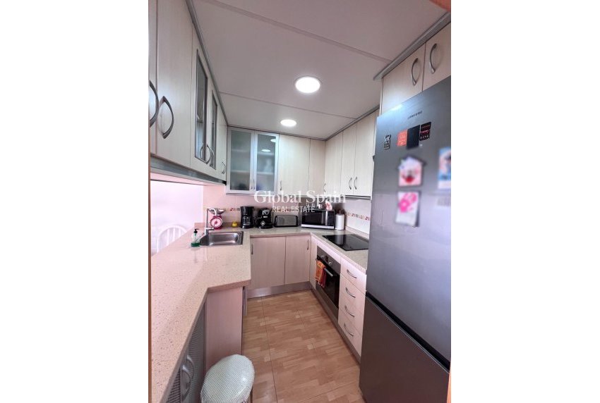 Resale - APARTMENT -
TORREVIEJA - Playa de los Locos