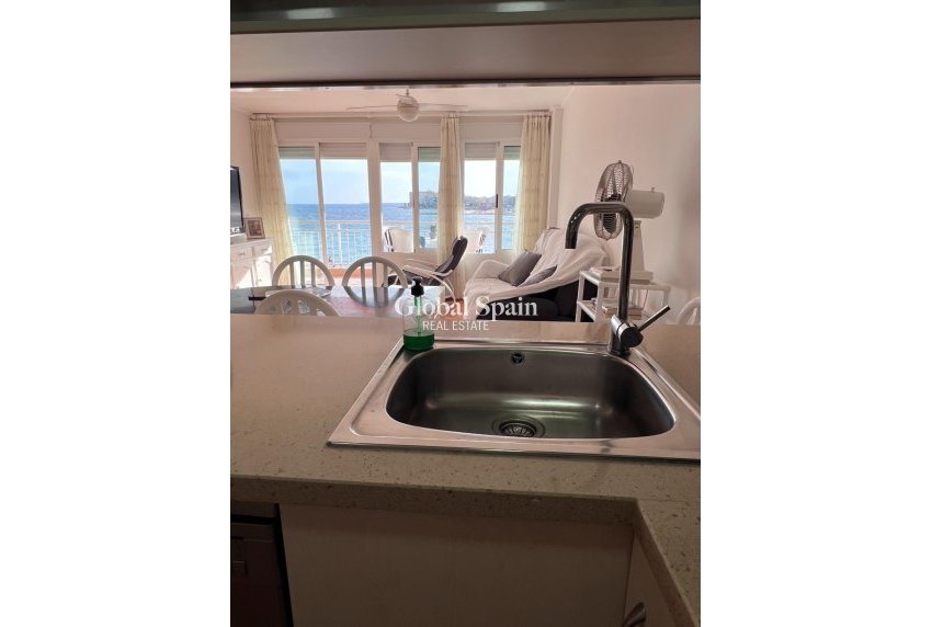 Resale - APARTMENT -
TORREVIEJA - Playa de los Locos