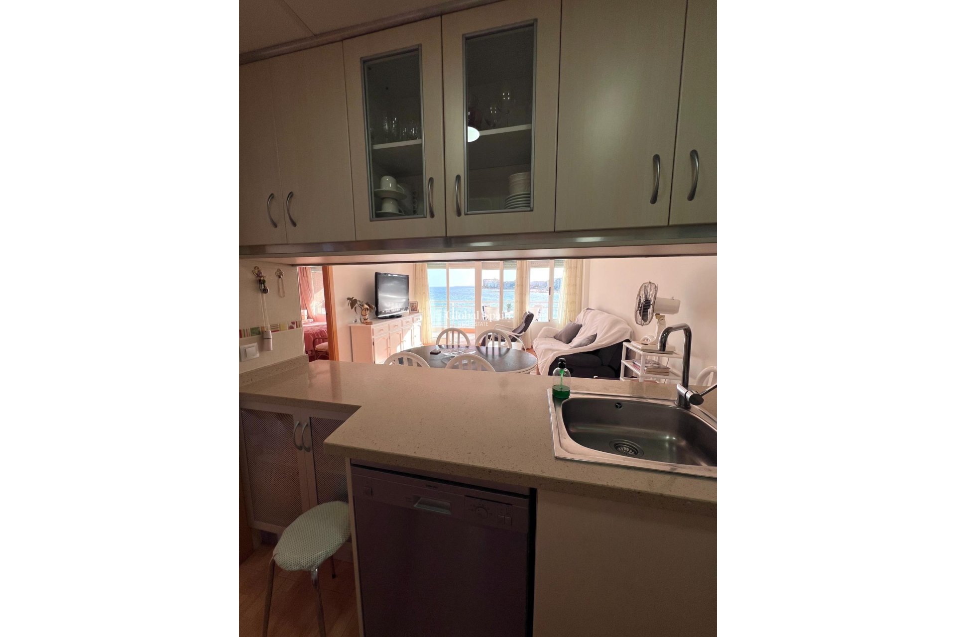 Resale - APARTMENT -
TORREVIEJA - Playa de los Locos