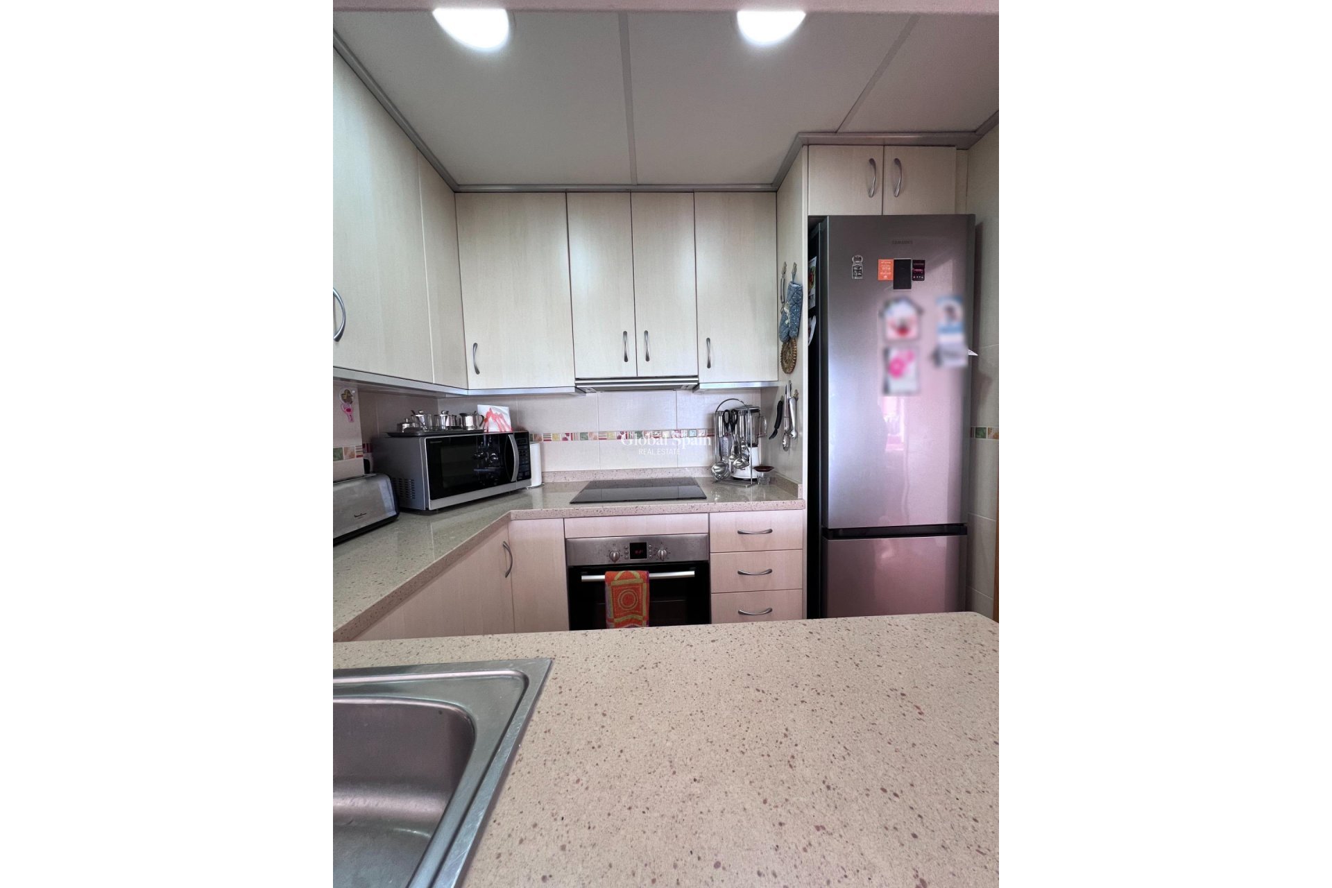 Resale - APARTMENT -
TORREVIEJA - Playa de los Locos