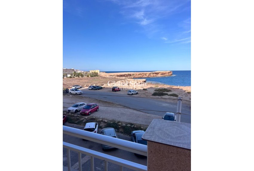 Resale - APARTMENT -
TORREVIEJA - Playa de los Locos