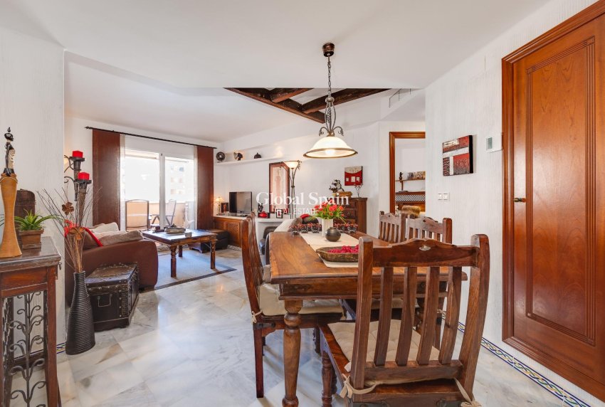 Resale - APARTMENT -
TORREVIEJA - Playa de los Locos