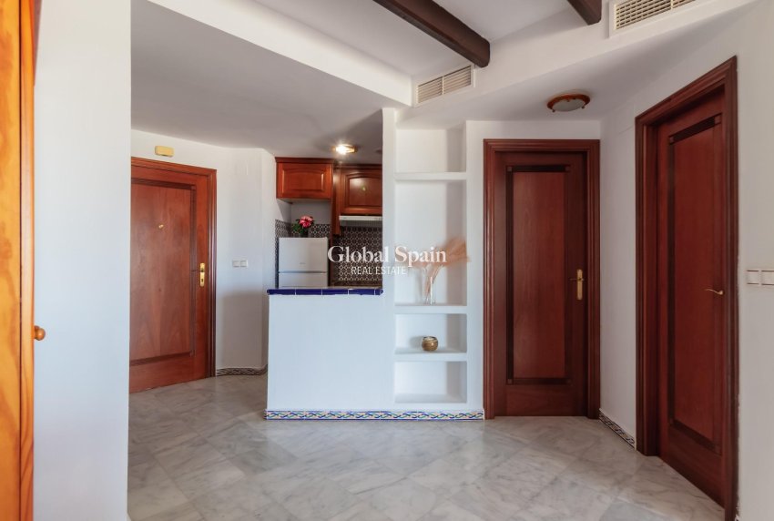 Resale - APARTMENT -
TORREVIEJA - Playa de los Locos