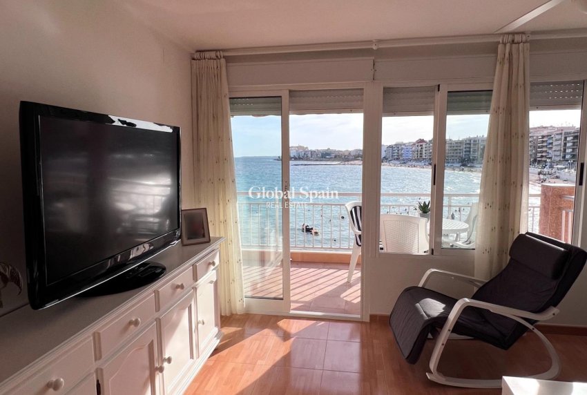Resale - APARTMENT -
TORREVIEJA - Playa de los Locos