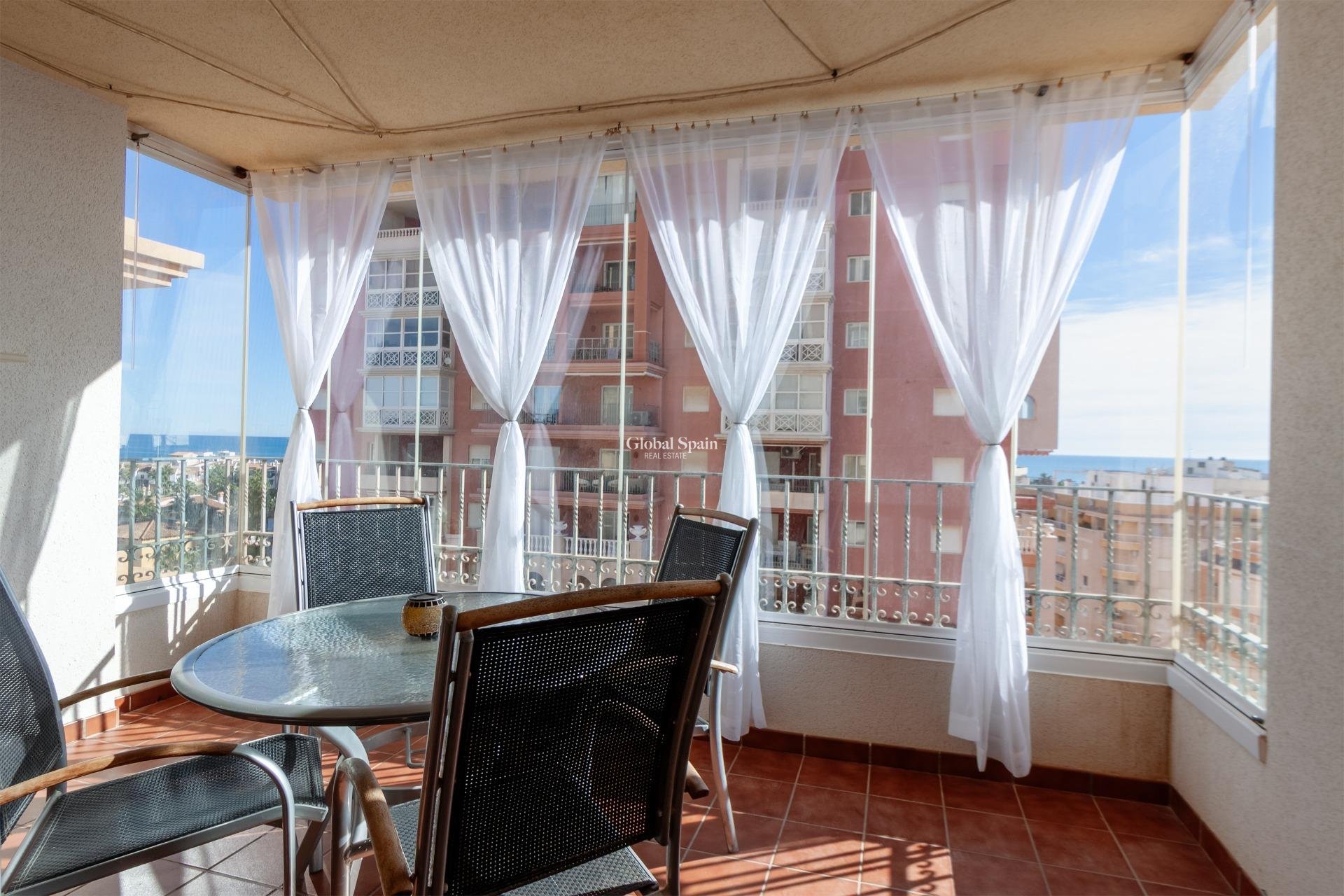 Resale - APARTMENT -
TORREVIEJA - Playa de los Locos