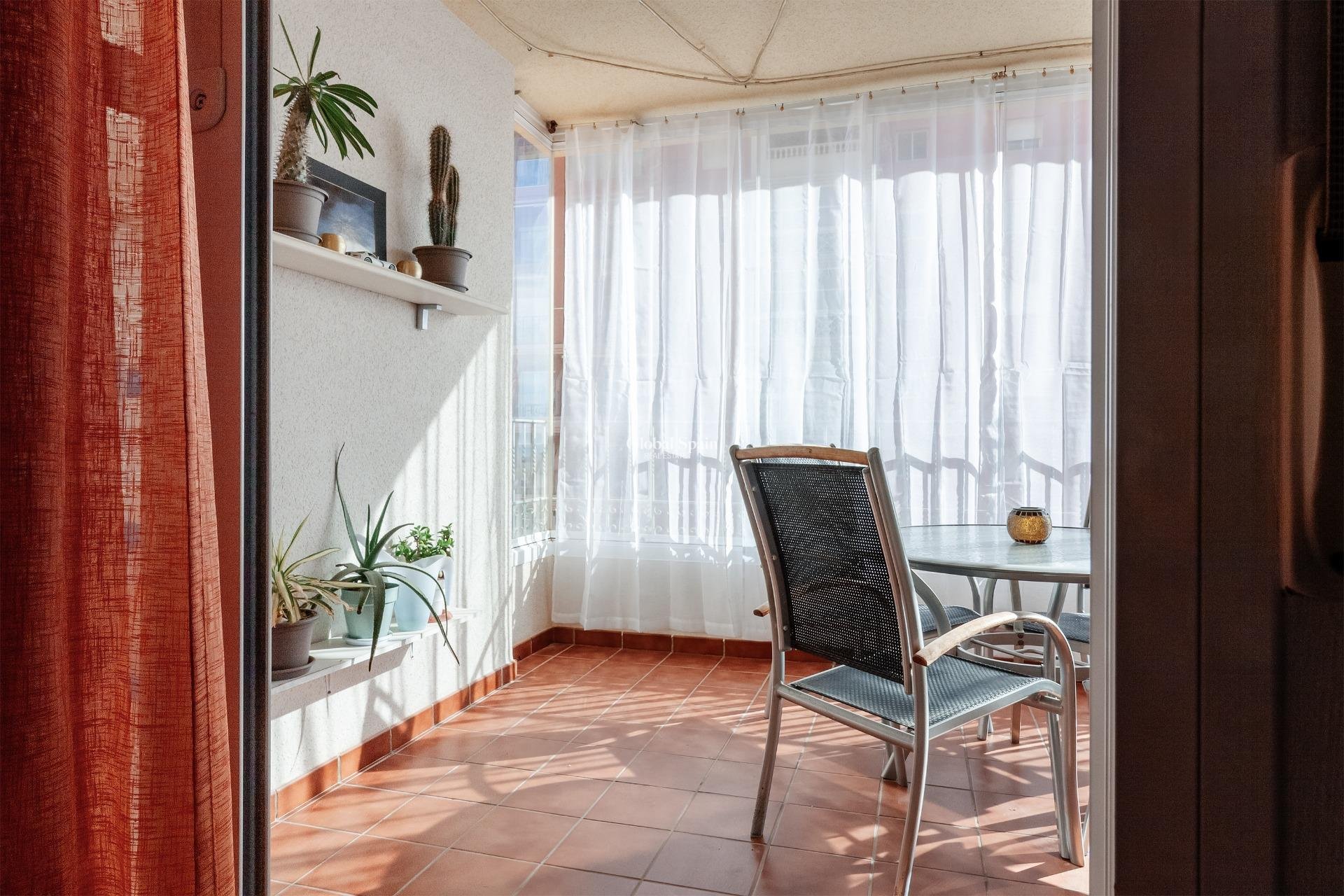 Resale - APARTMENT -
TORREVIEJA - Playa de los Locos