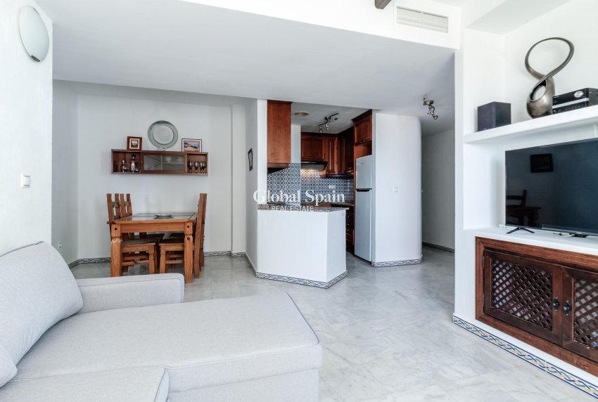 Resale - APARTMENT -
TORREVIEJA - Playa de los Locos