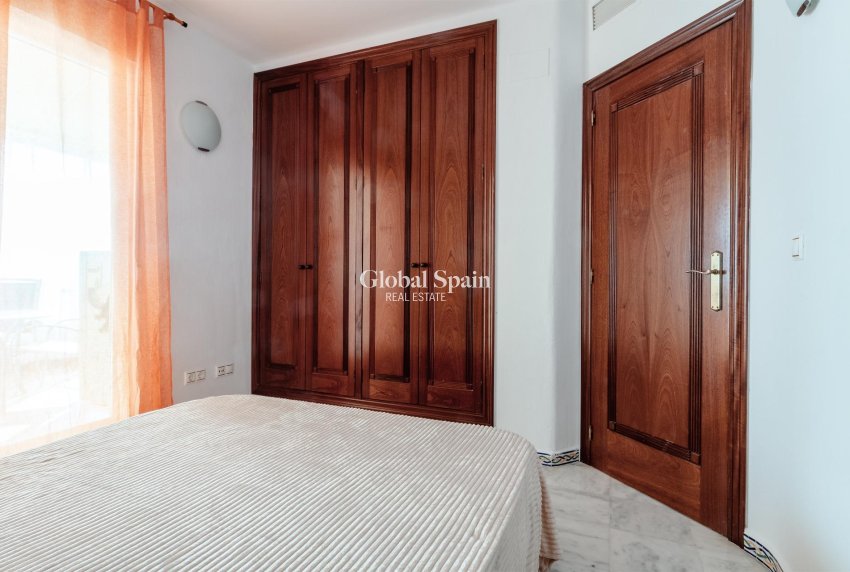 Resale - APARTMENT -
TORREVIEJA - Playa de los Locos