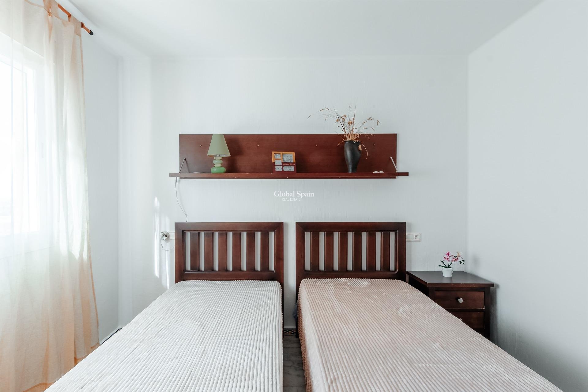 Resale - APARTMENT -
TORREVIEJA - Playa de los Locos