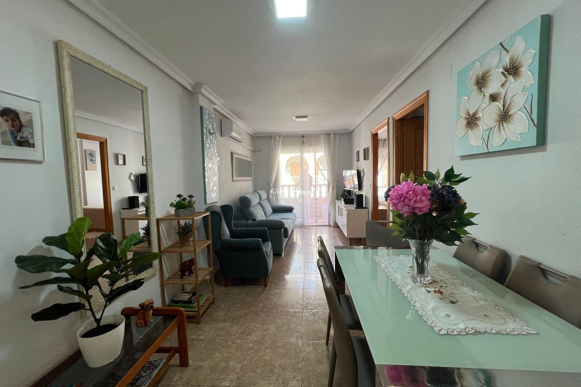 Resale - APARTMENT -
TORREVIEJA - Playa de los Locos