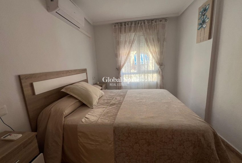 Resale - APARTMENT -
TORREVIEJA - Playa de los Locos