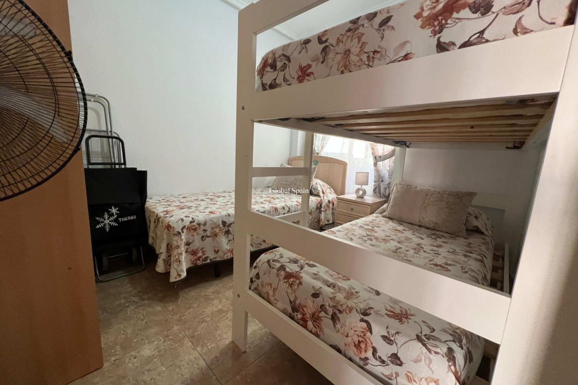 Resale - APARTMENT -
TORREVIEJA - Playa de los Locos