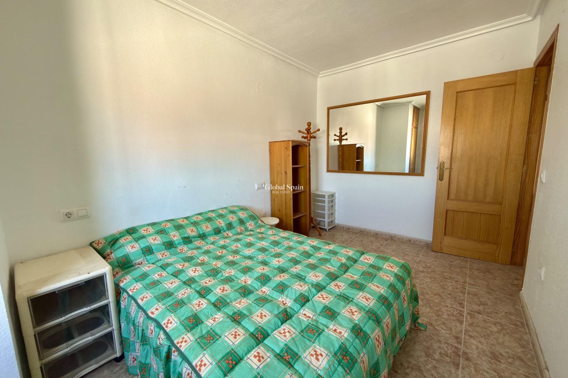 Resale - APARTMENT -
TORREVIEJA - Playa de los Locos