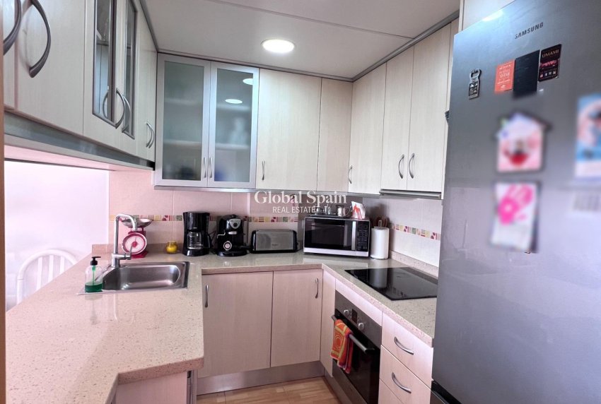 Resale - APARTMENT -
TORREVIEJA - Playa de los Locos