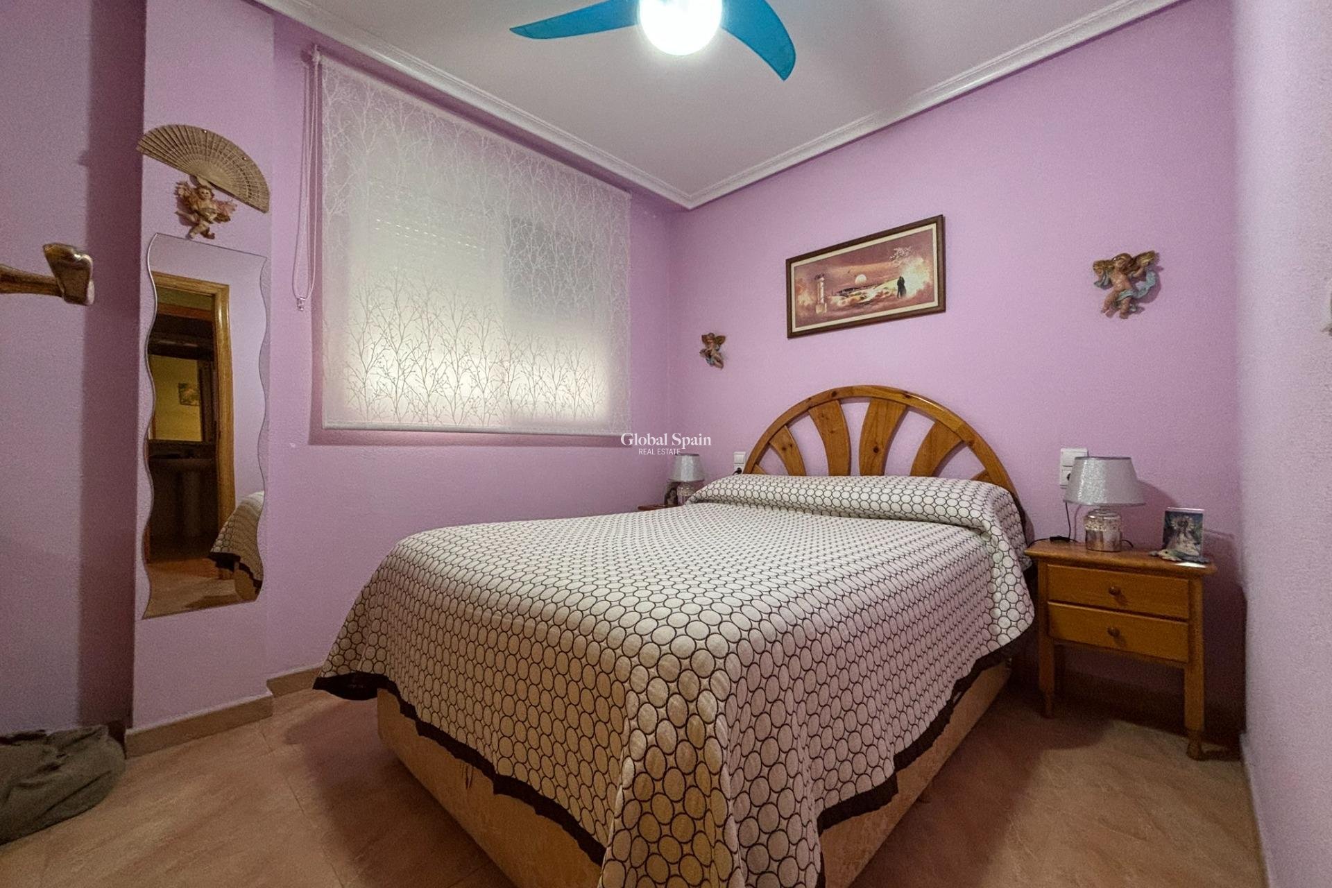 Resale - APARTMENT -
TORREVIEJA - Playa de los Locos