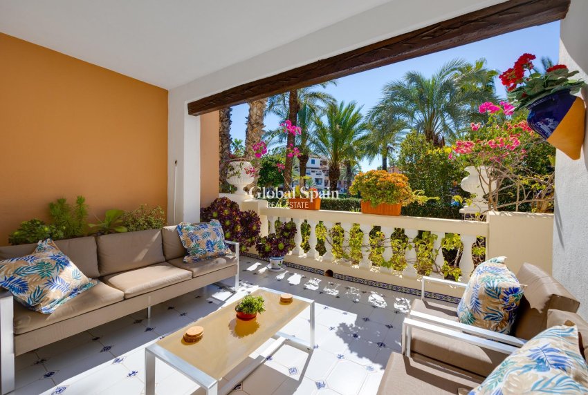 Resale - APARTMENT -
TORREVIEJA - Playa de los Locos