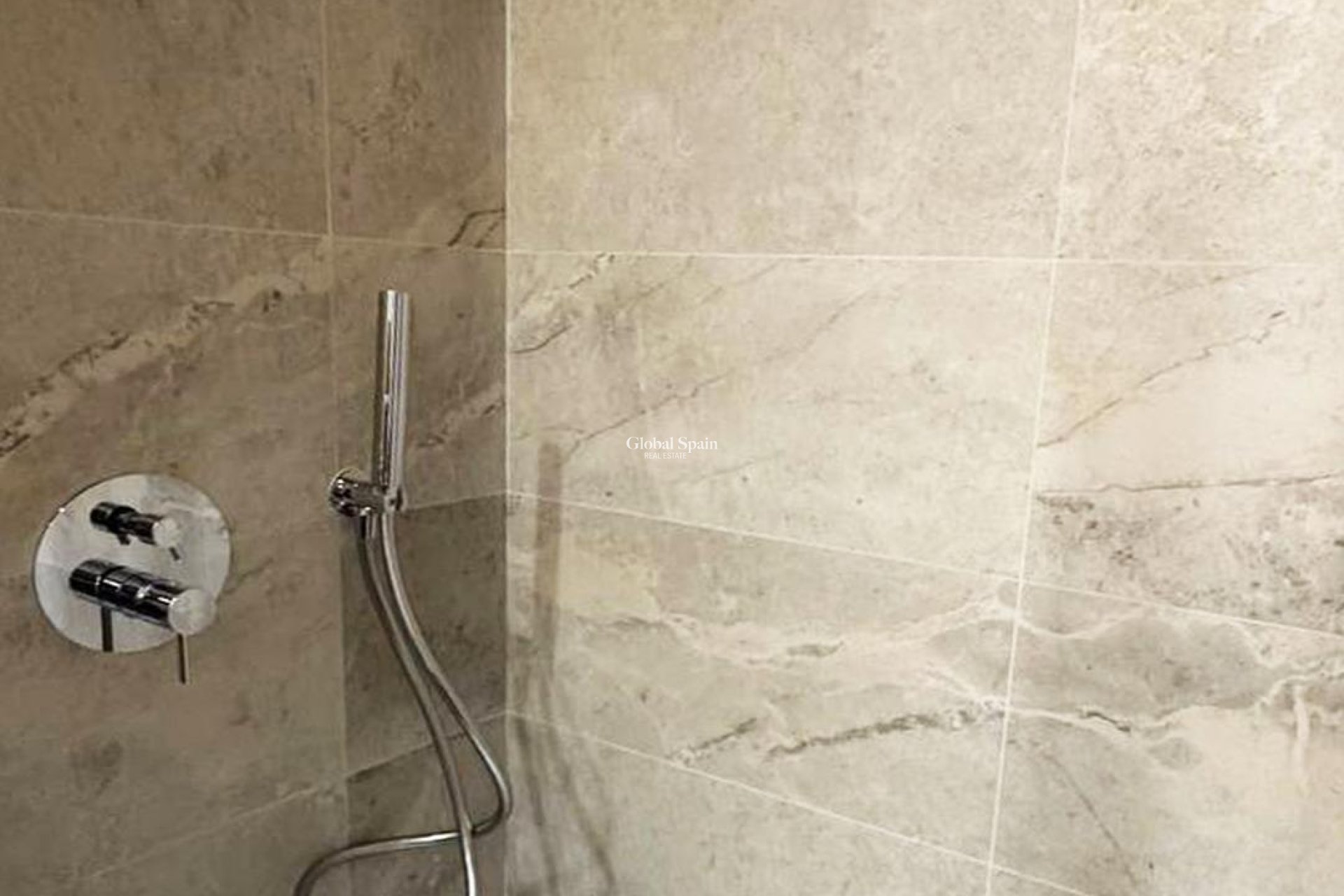 Resale - APARTMENT -
TORREVIEJA - Playa de los Locos