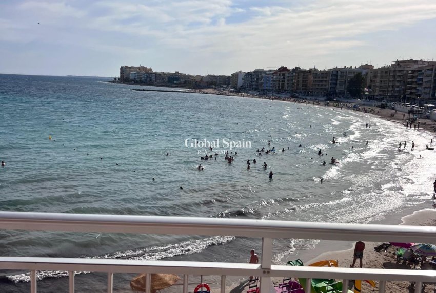 Resale - APARTMENT -
TORREVIEJA - Playa de los Locos