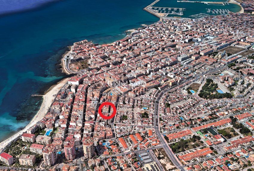 Resale - APARTMENT -
TORREVIEJA - Playa de los Locos