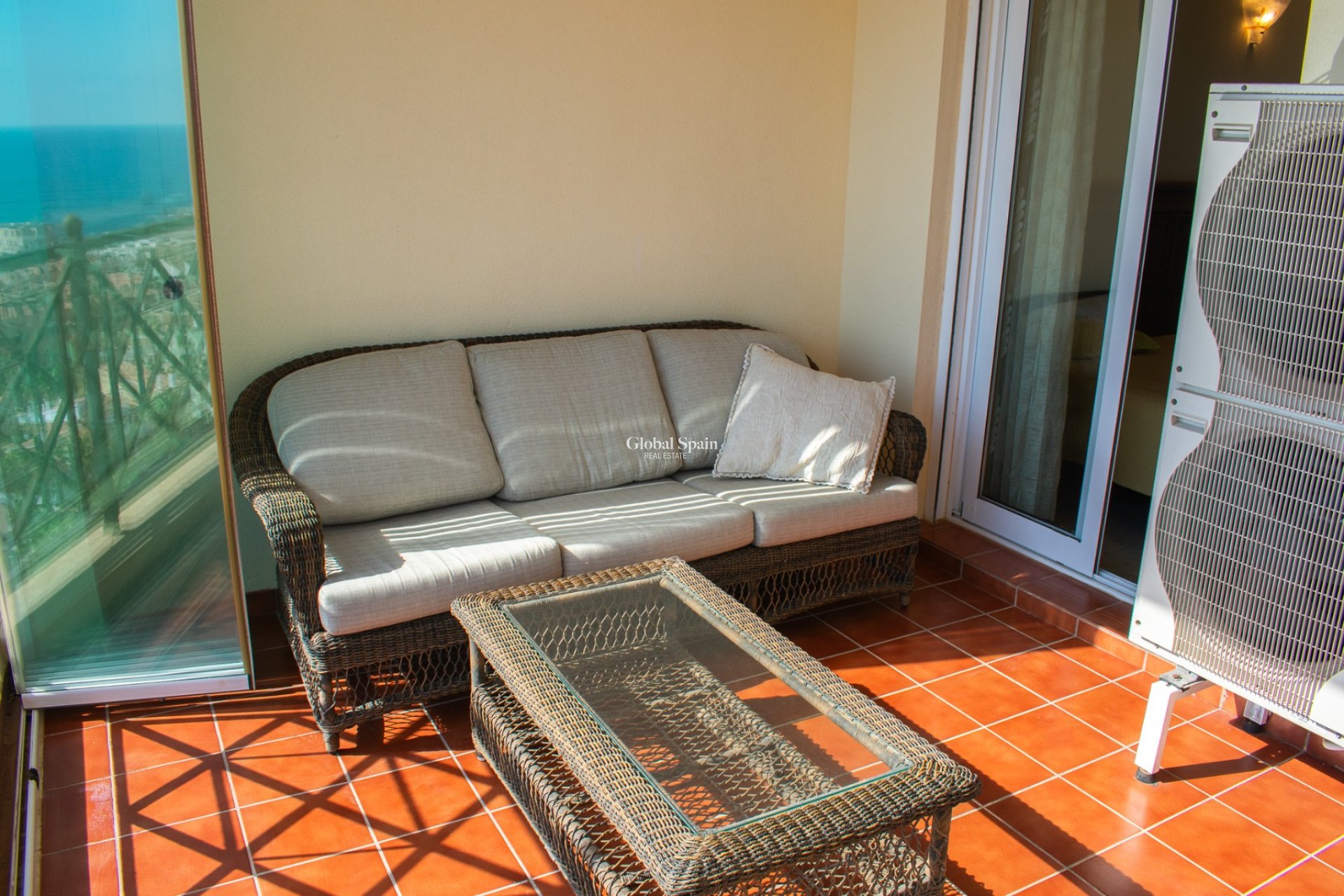 Resale - APARTMENT -
TORREVIEJA - Playa de los Locos