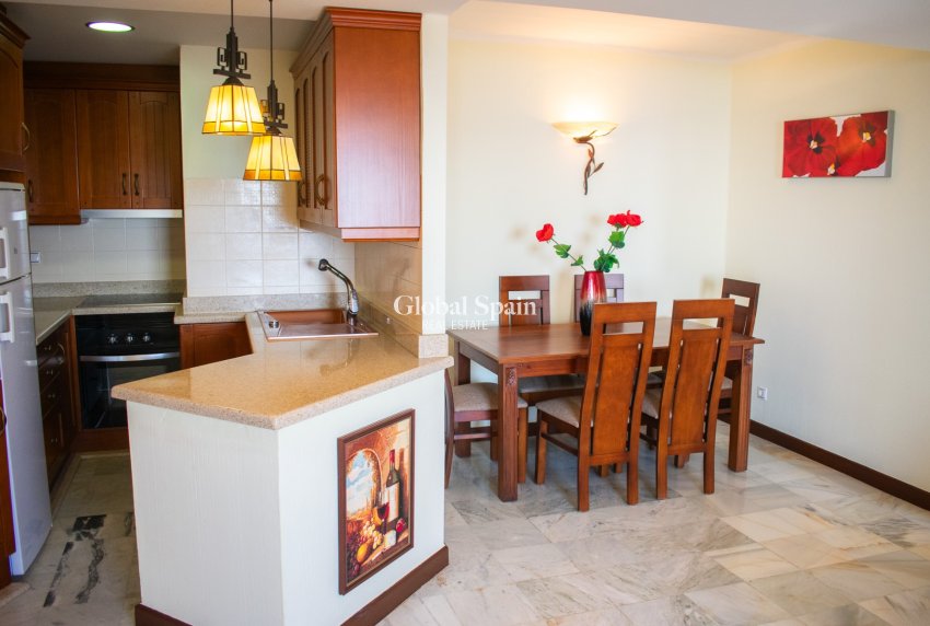 Resale - APARTMENT -
TORREVIEJA - Playa de los Locos