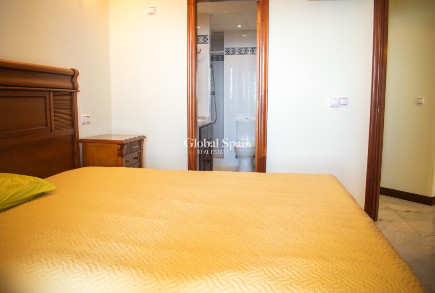 Resale - APARTMENT -
TORREVIEJA - Playa de los Locos