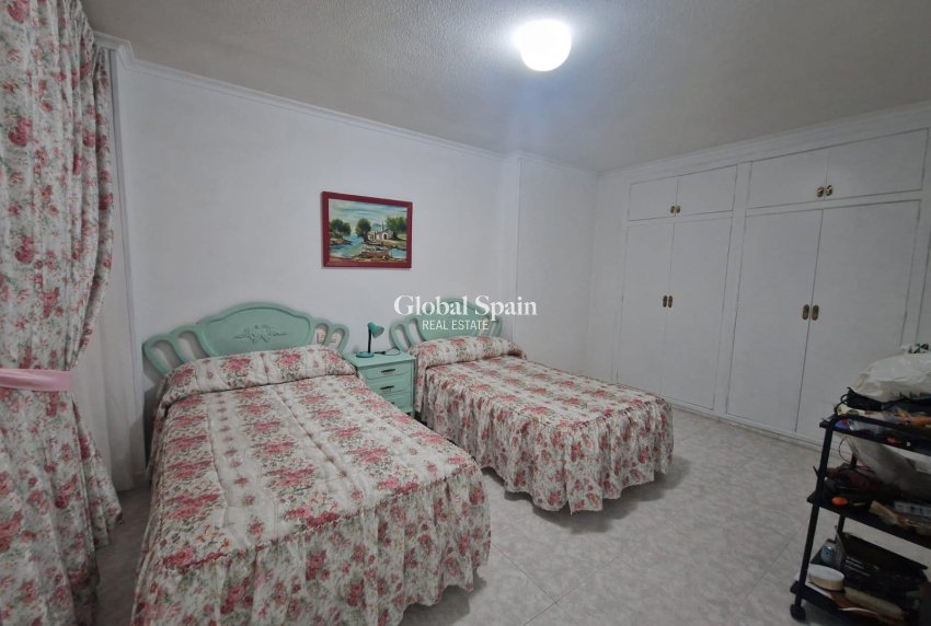 Resale - APARTMENT -
TORREVIEJA - Playa de los Locos