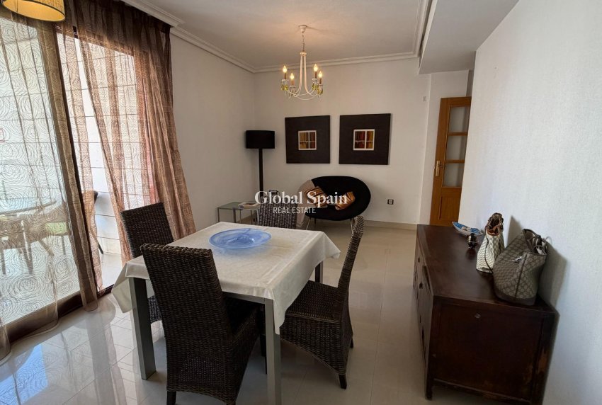 Resale - APARTMENT -
TORREVIEJA - Playa de los Locos
