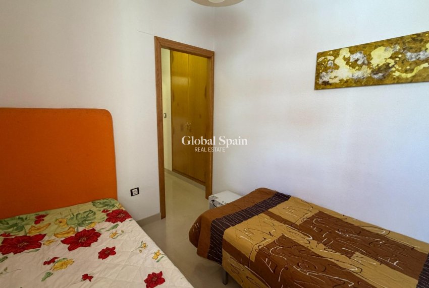 Resale - APARTMENT -
TORREVIEJA - Playa de los Locos